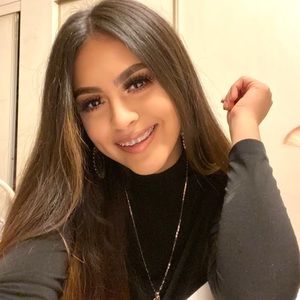 Meet your Posher, Jocelyn